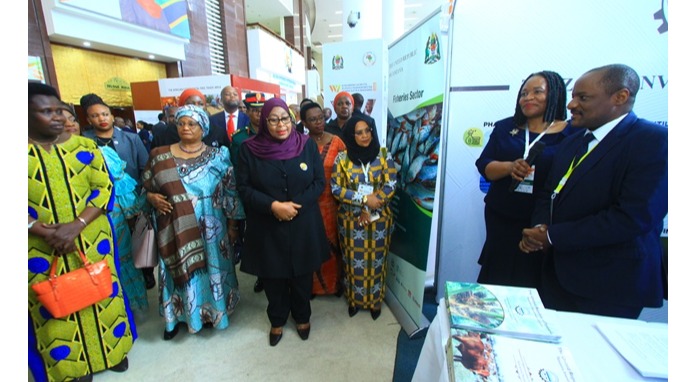 President Samia Visited TIC exhibition pavilion During Inaugural AfCFTA Conference on Women and Youth Trade